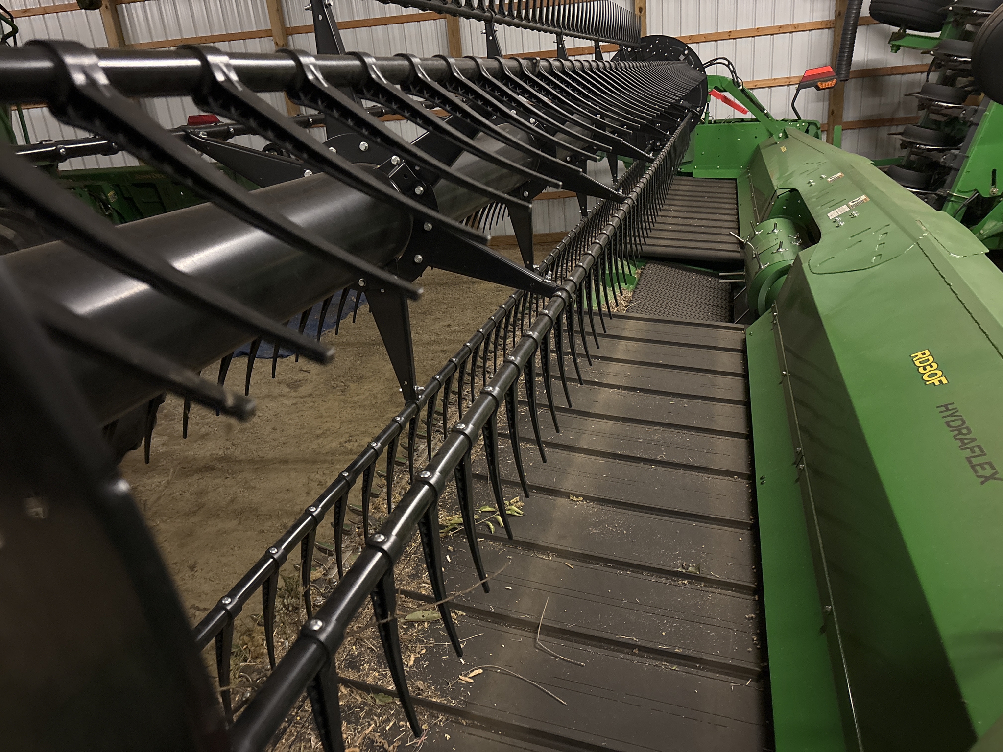 Used 2021 John Deere RD30F Combine Platforms at Koenig Equipment in Greenville, OH - PhotoXL1