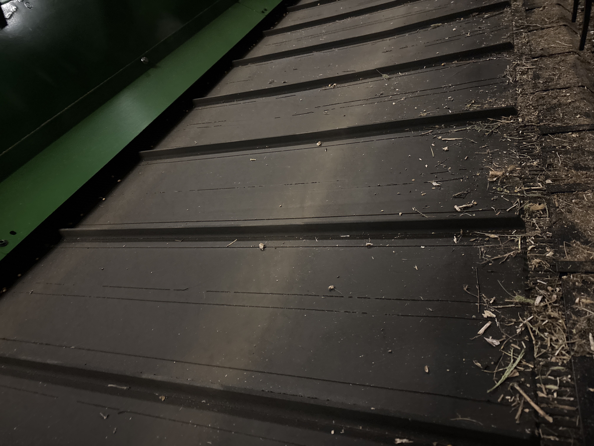 Used 2021 John Deere RD30F Combine Platforms at Koenig Equipment in Greenville, OH - PhotoXL6