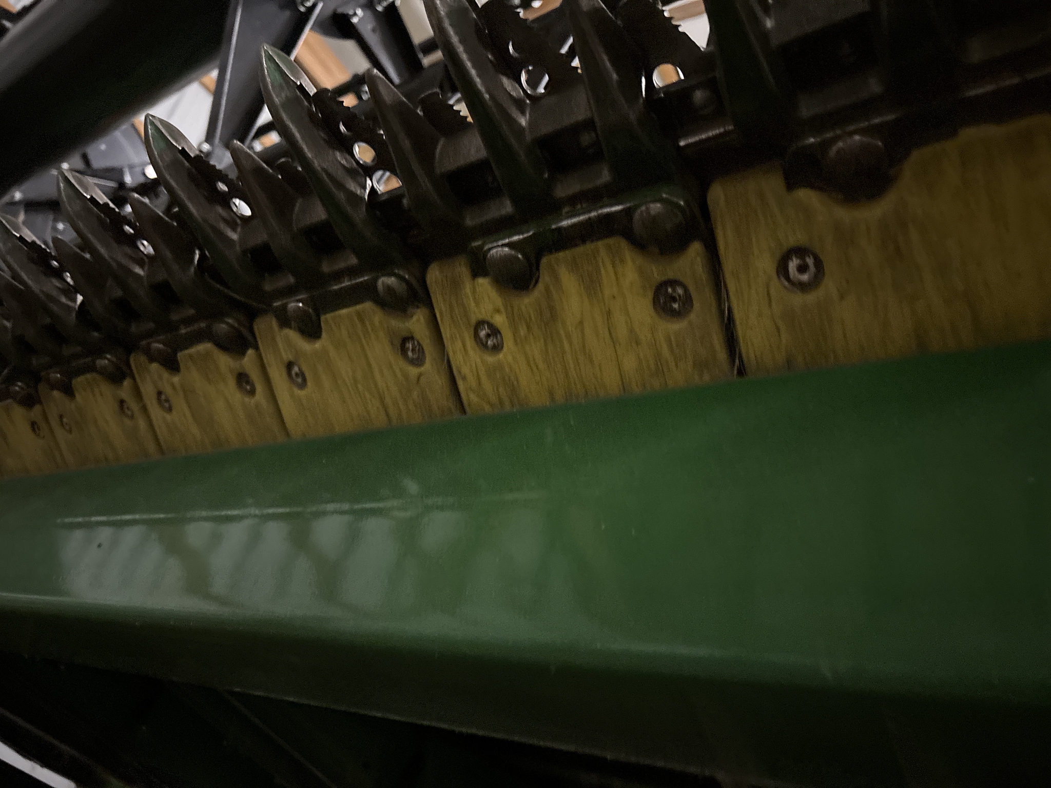 Used 2021 John Deere RD30F Combine Platforms at Koenig Equipment in Greenville, OH - PhotoXL17