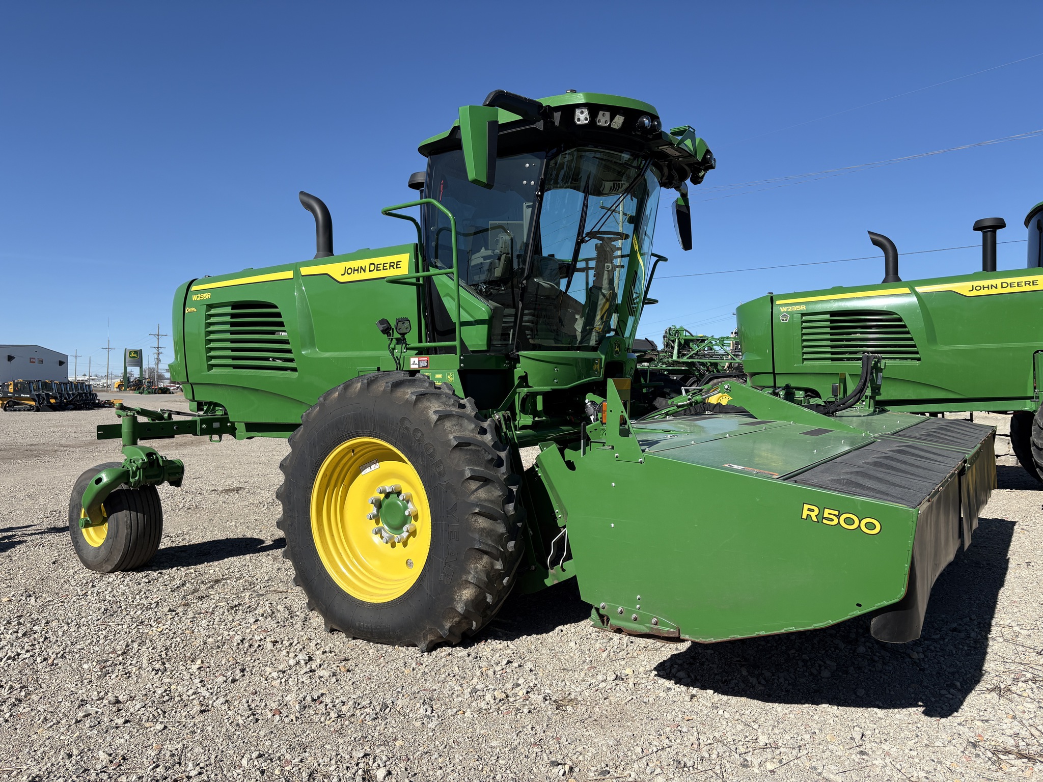 2024 John Deere W235R Image 2