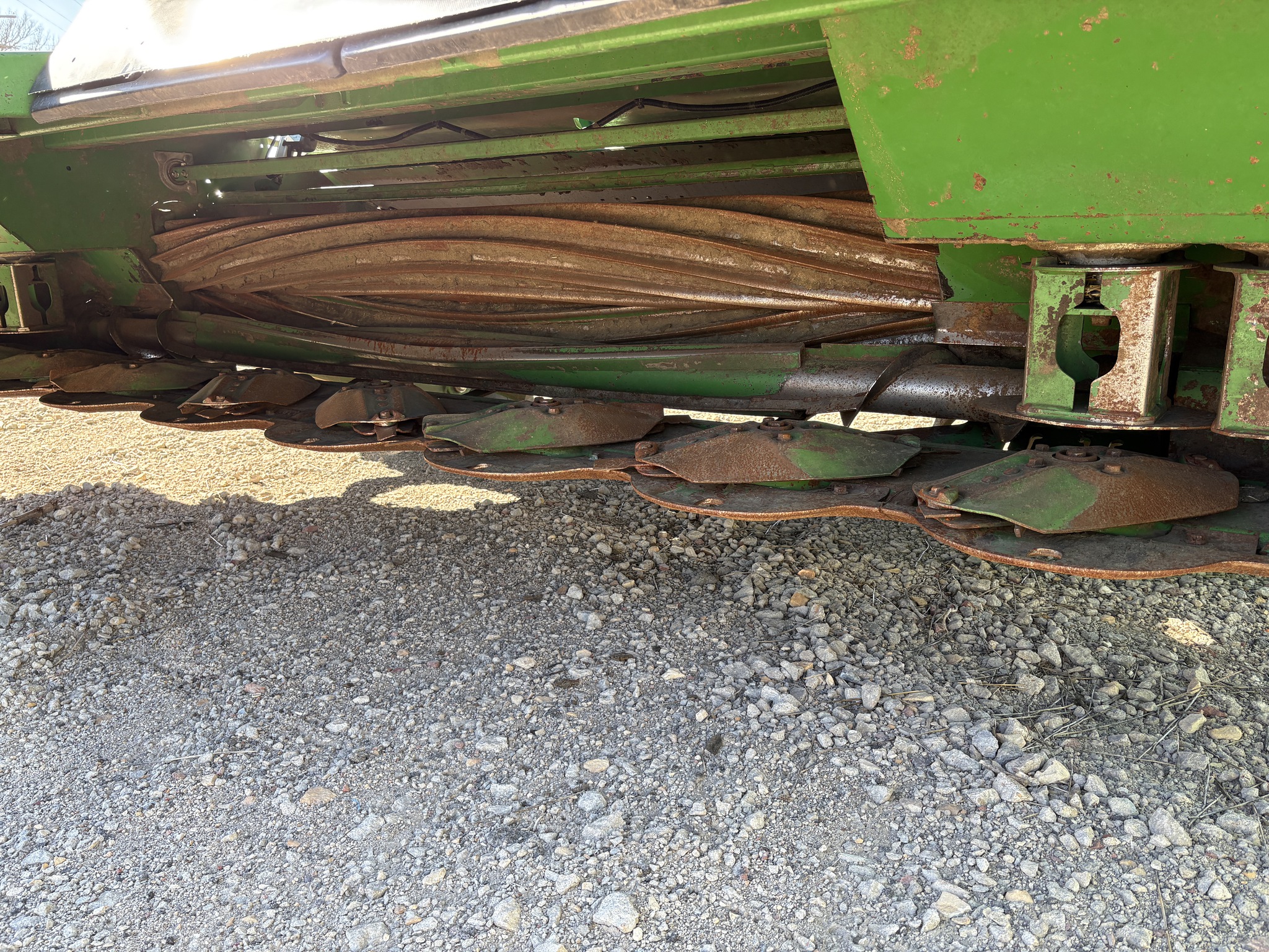 2024 John Deere W235R Image 12