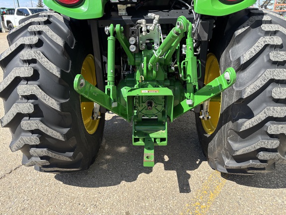 Used 2021 John Deere 4066R Compact Utility Tractors at Horizon Ag & Turf in Edmonton West, AB - Photo7