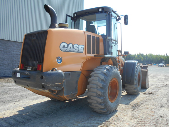 2015 Case 621FLC
