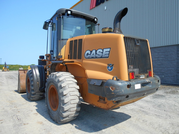 2015 Case 621FLC