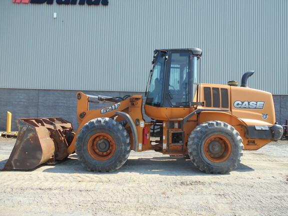 2015 Case 621FLC