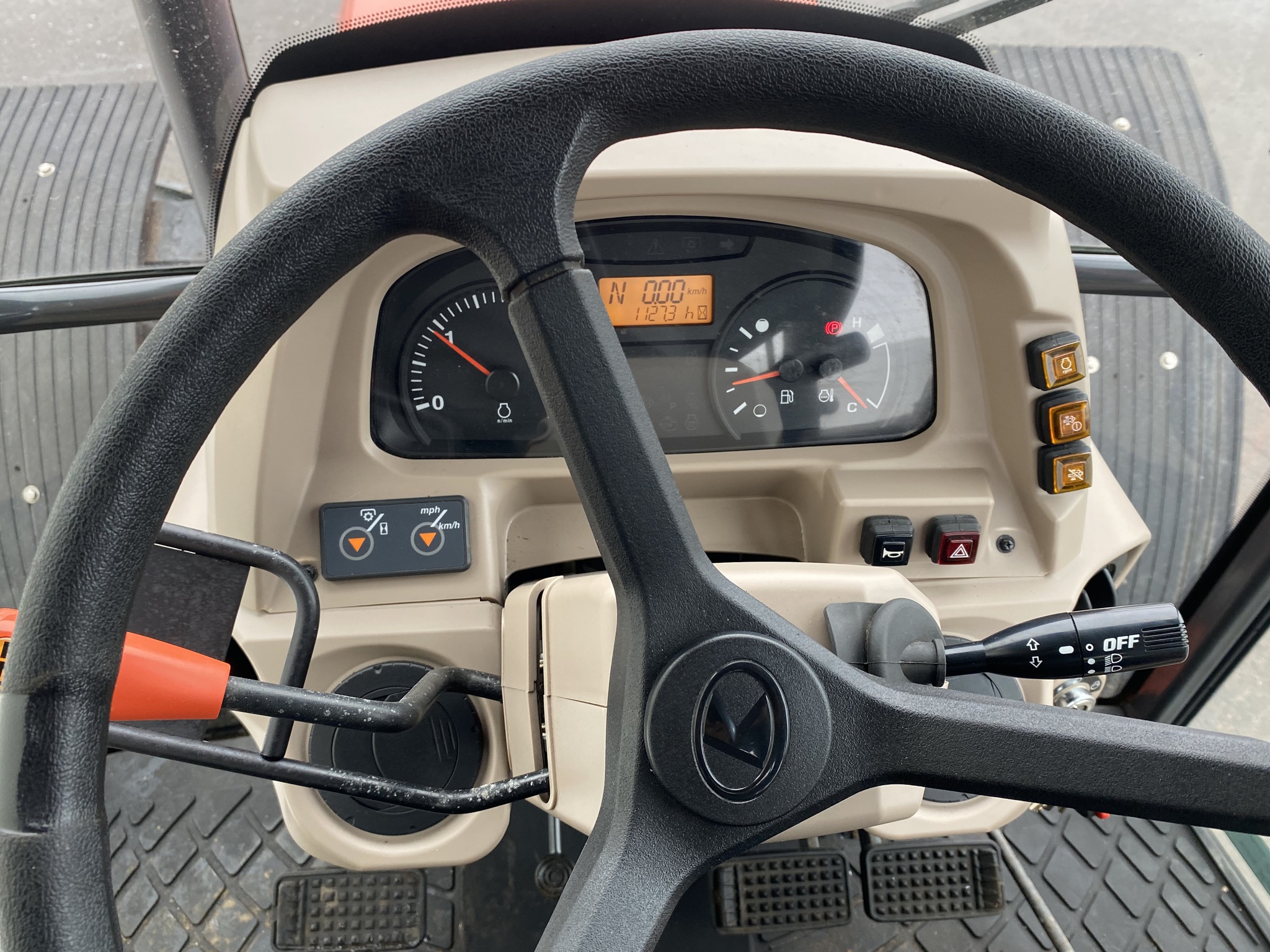 2016 Kubota M7060 Image 8