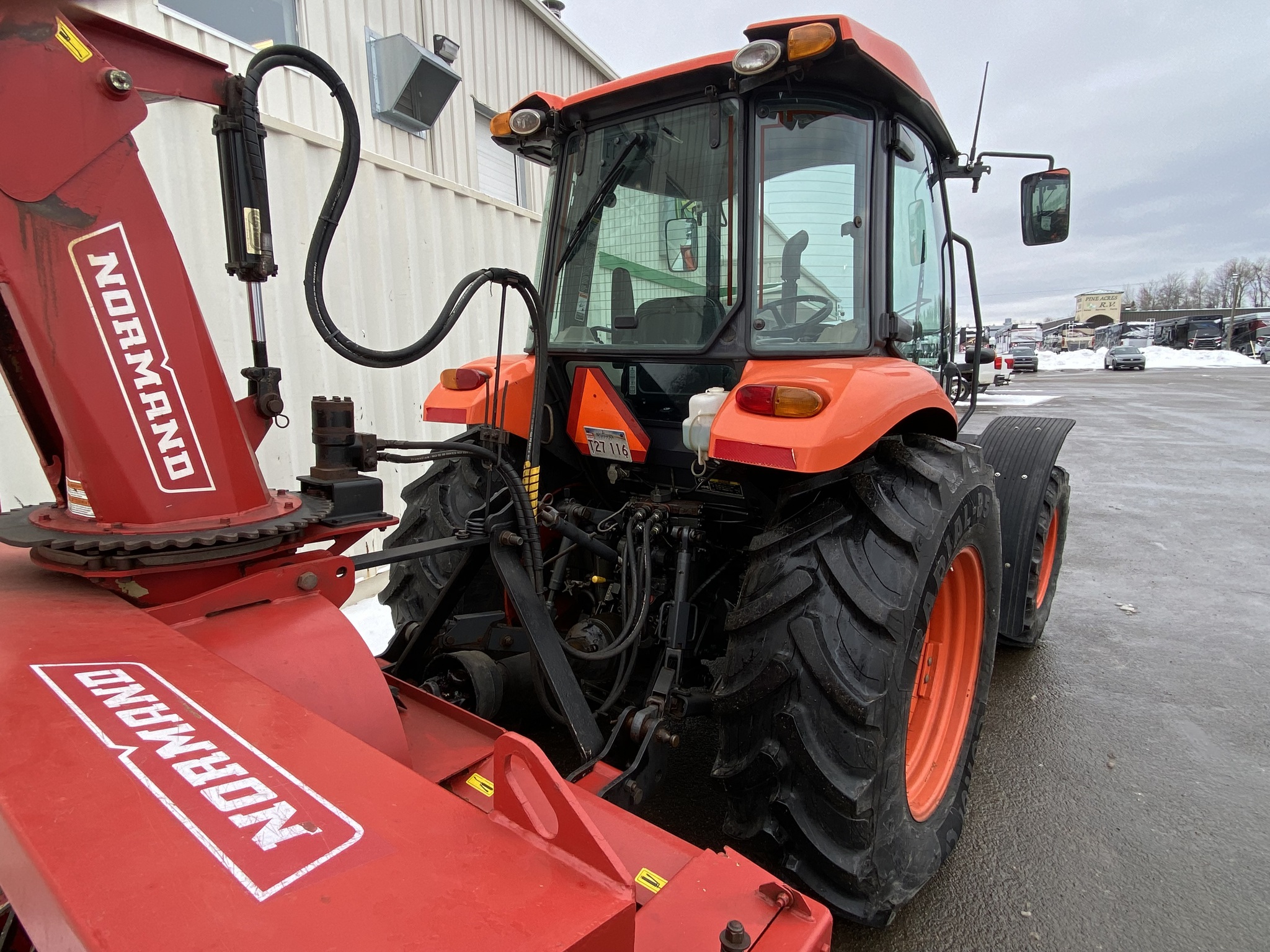 2016 Kubota M7060 Image 4