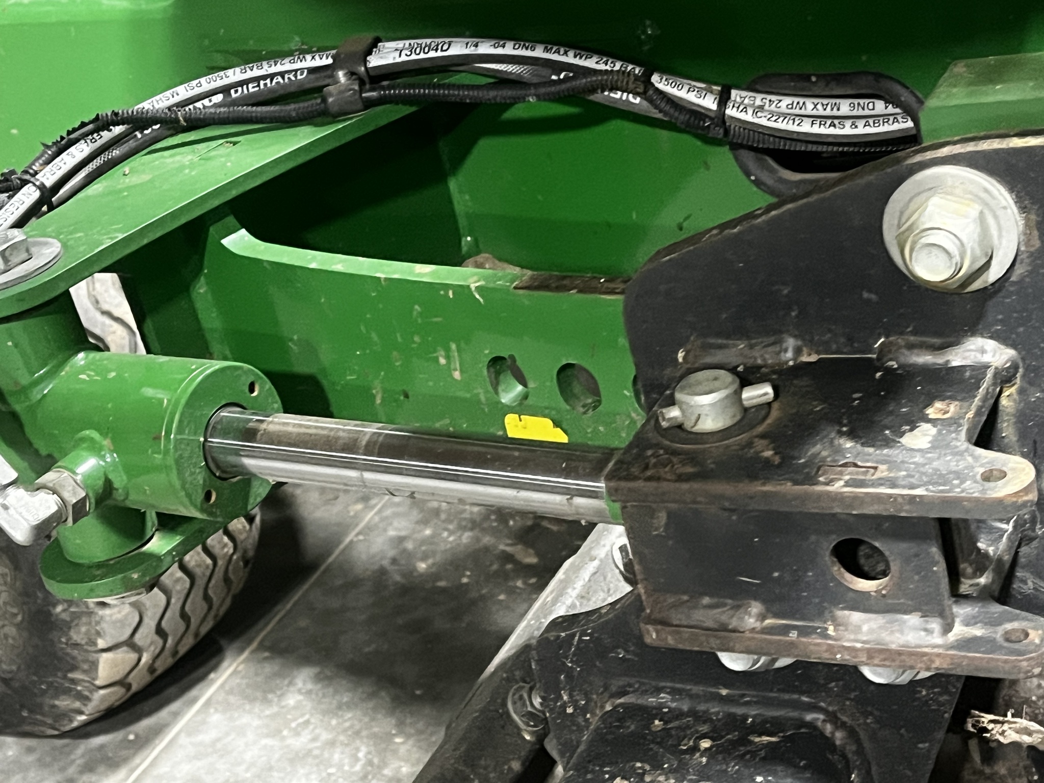 2021 John Deere 2660VT Image 3
