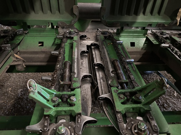 Used 2004 John Deere 893 Corn and Row Crop headers at Koenig Equipment in Anna, OH - Photo11