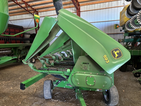 Used 2004 John Deere 893 Corn and Row Crop headers at Koenig Equipment in Anna, OH - Photo10