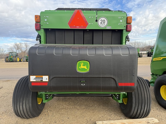 2025 John Deere 561M - Photo3