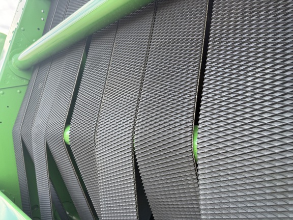 2025 John Deere 561M - Photo14