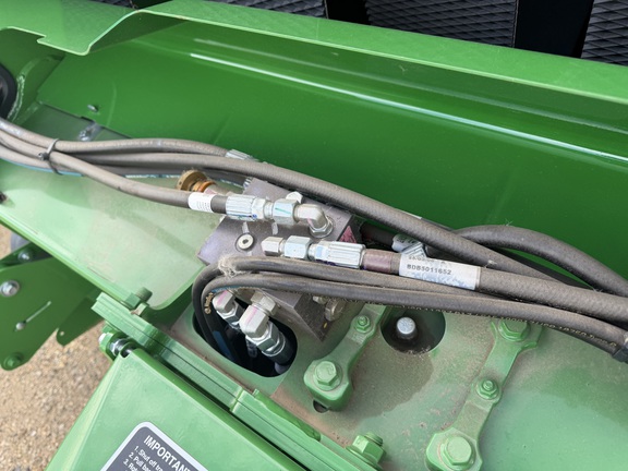 2025 John Deere 561M - Photo16