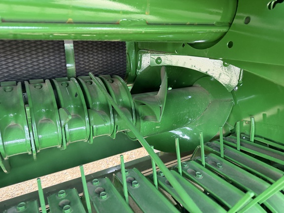 2025 John Deere 561M - Photo19