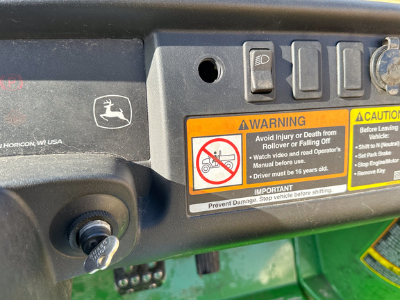 2024 John-Deere TX 4X2