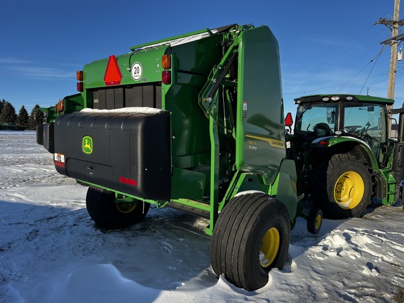 2024 John Deere 561R - Photo3
