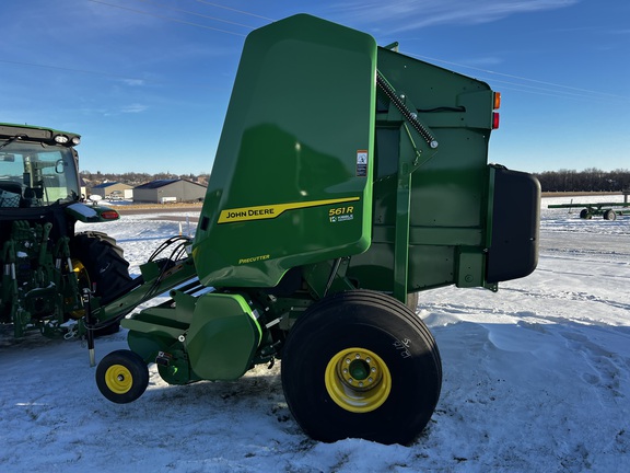 2024 John Deere 561R - Photo6