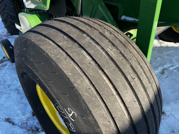 2024 John Deere 561R - Photo14