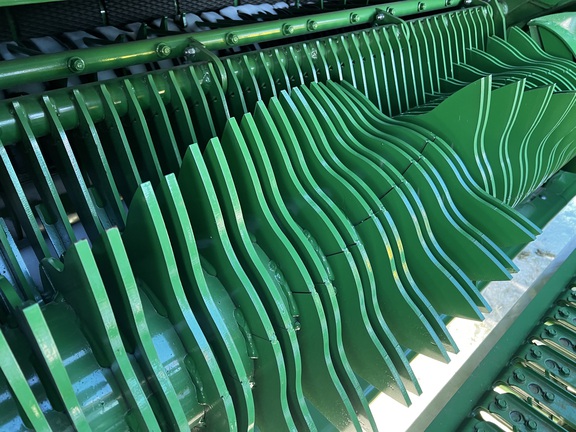 2024 John Deere 561R - Photo24