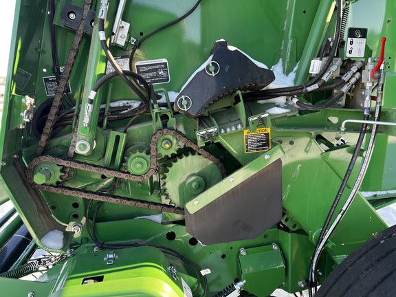 2024 John Deere 561R - Photo28