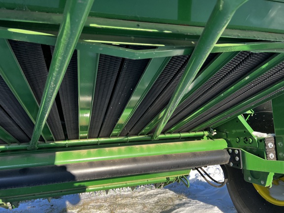 2024 John Deere 561R - Photo32