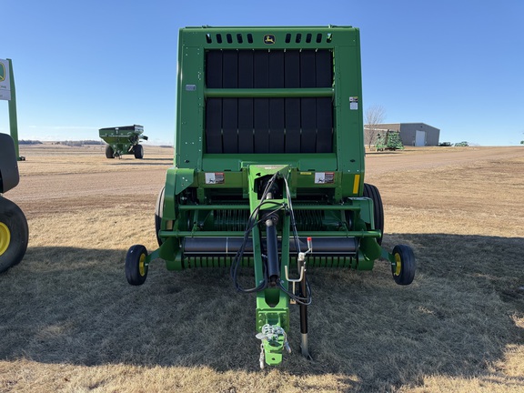 2024 John Deere 561R - Photo8