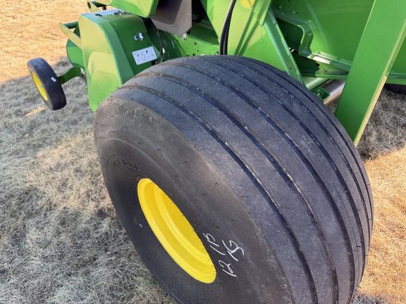 2024 John Deere 561R - Photo14