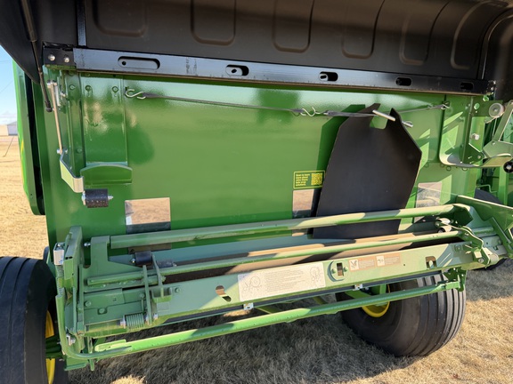 2024 John Deere 561R - Photo31