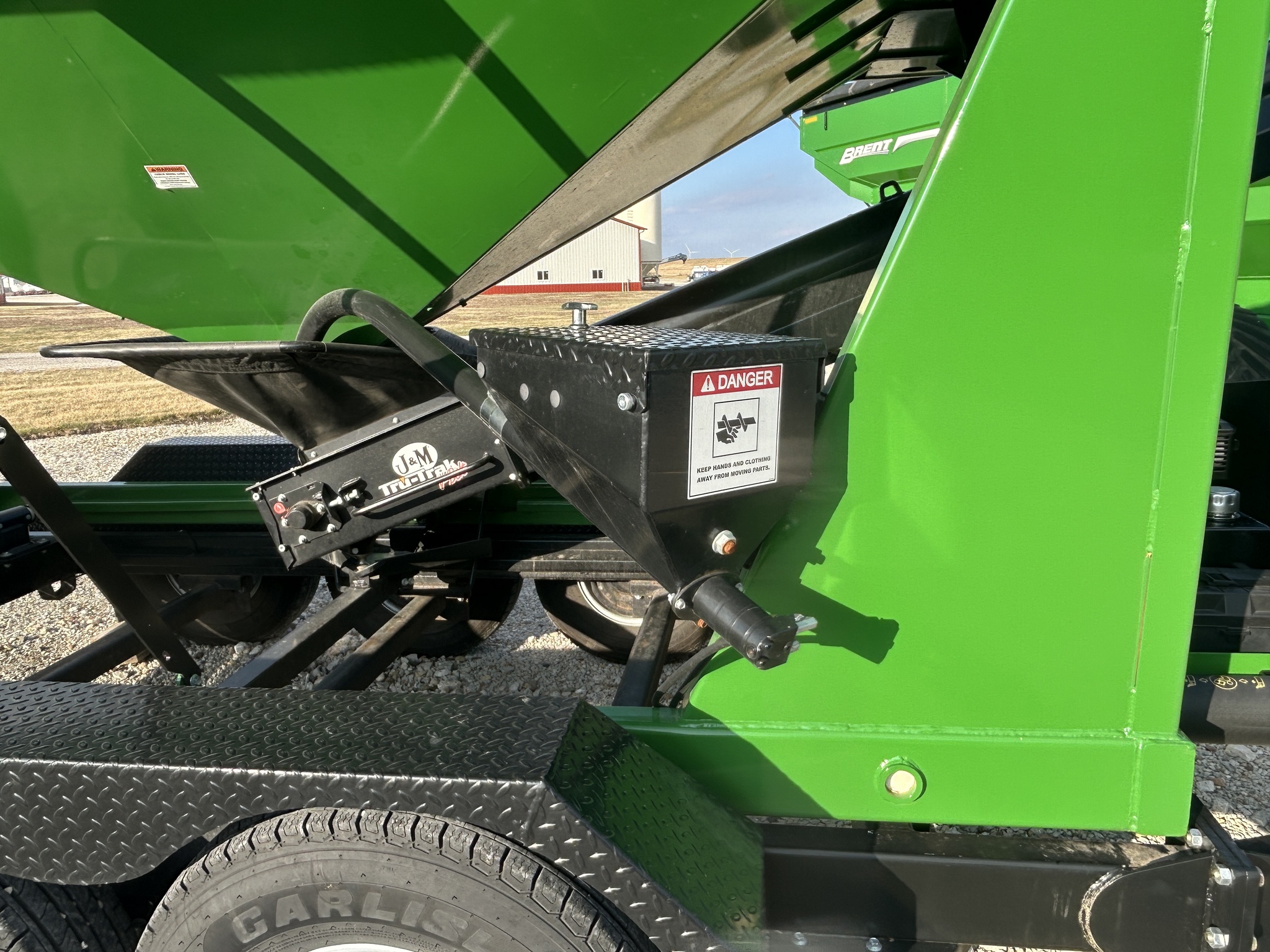  2023 J&M LC390 at Heritage Tractor in Lexington, IL