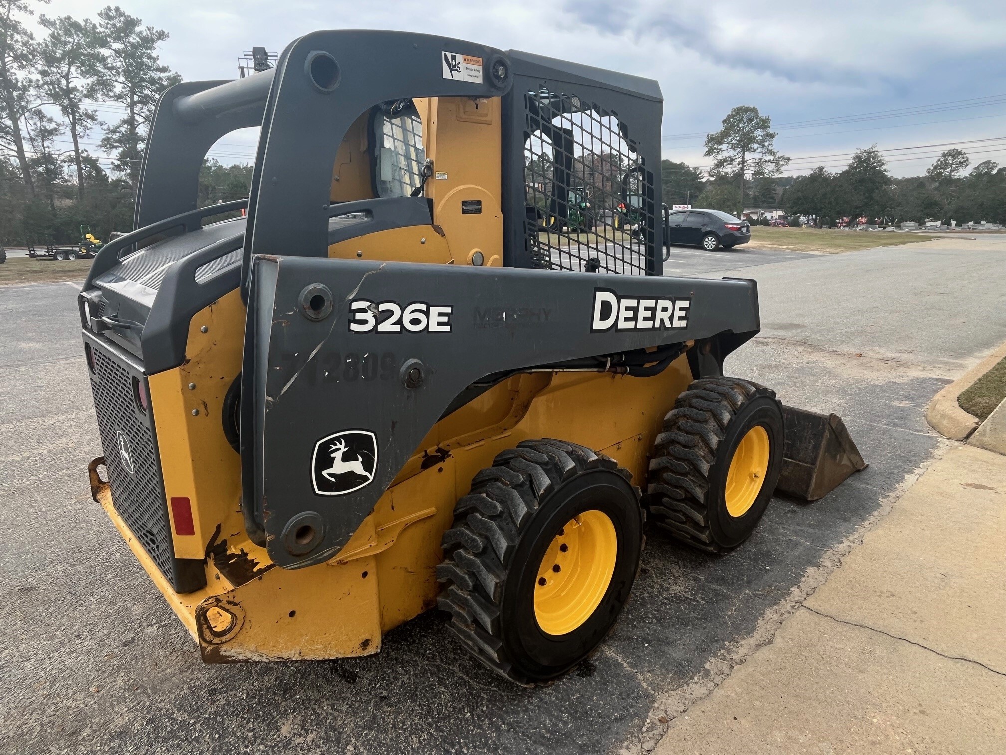 2016 John Deere 326E Image 3