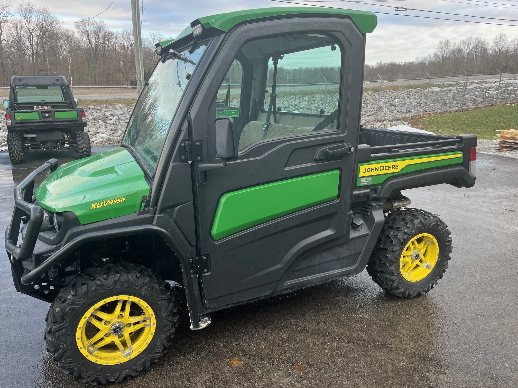 2021 John Deere XUV 835R Image 1
