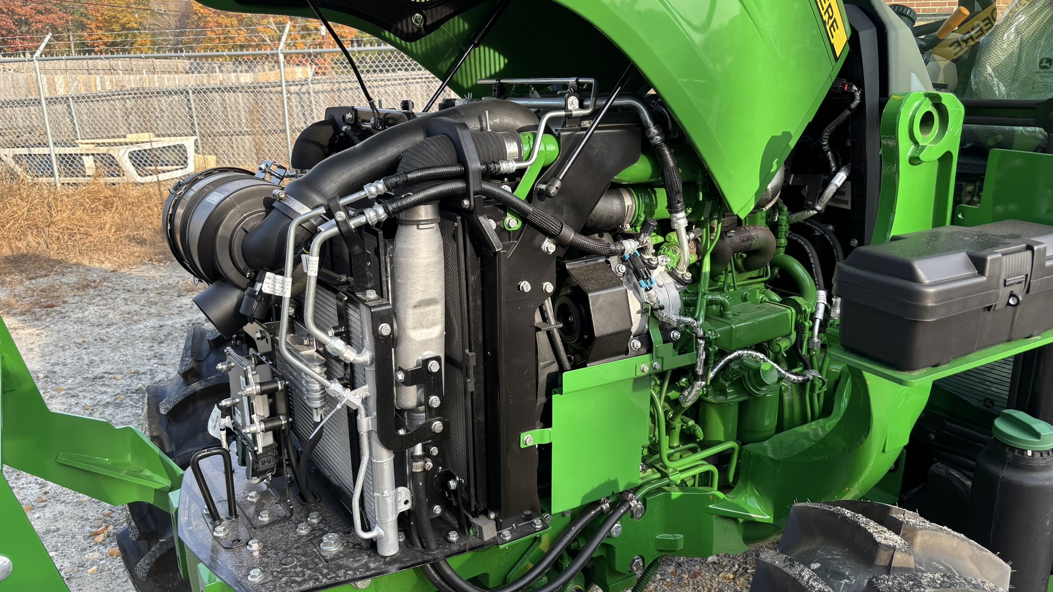 2025 John Deere 5060E Image 10