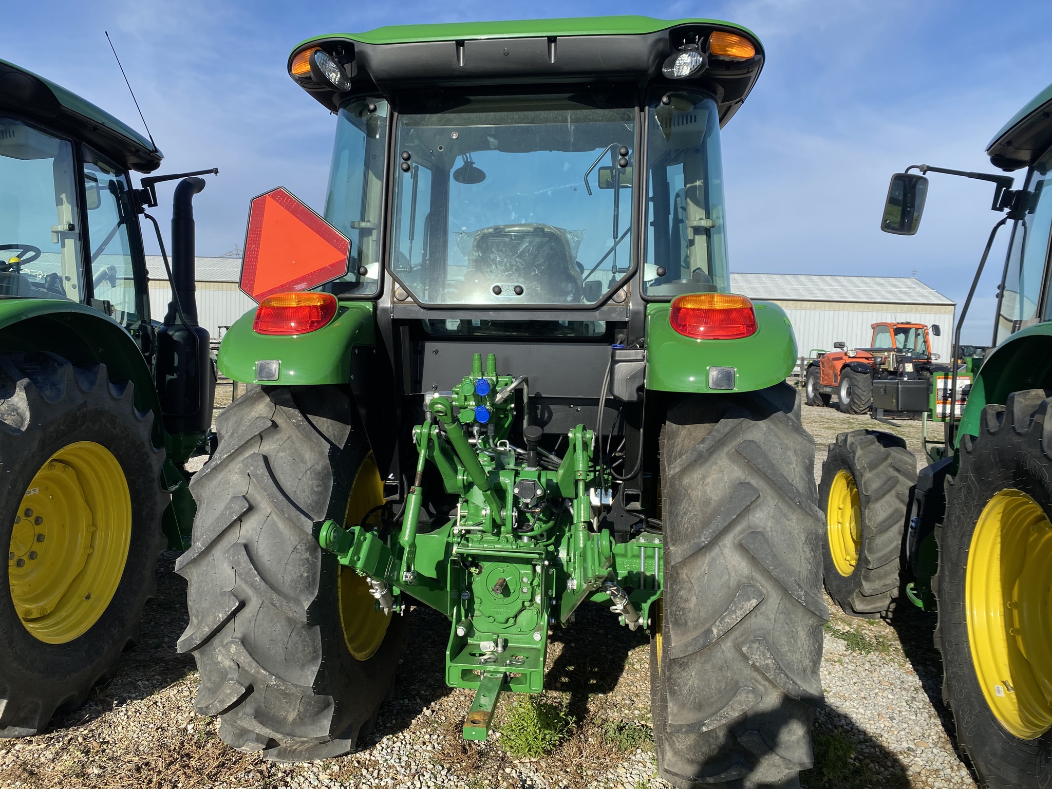 2025 John Deere 5100E Image 6