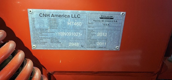 Photo of 2012 New Holland H7460