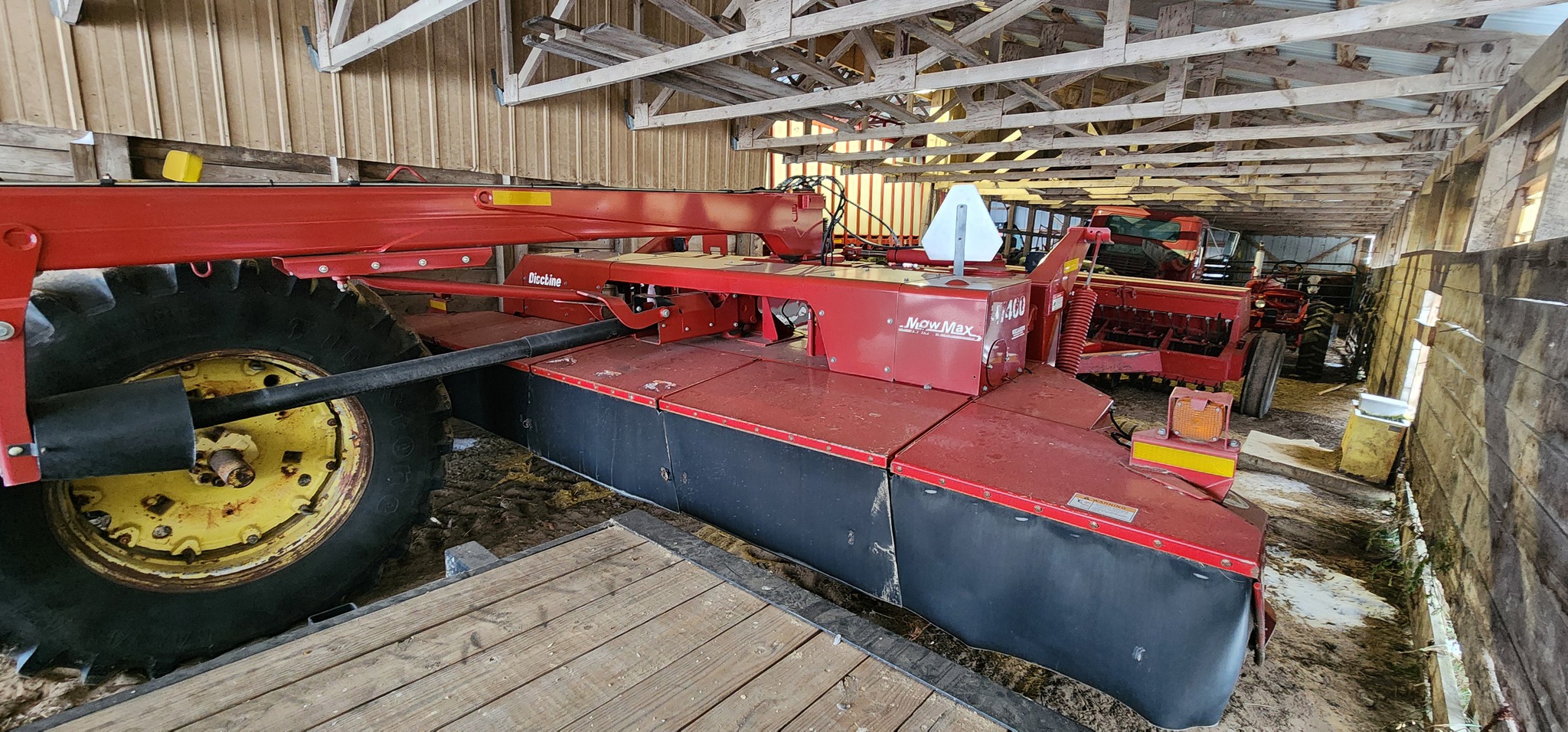 2012 New Holland H7460