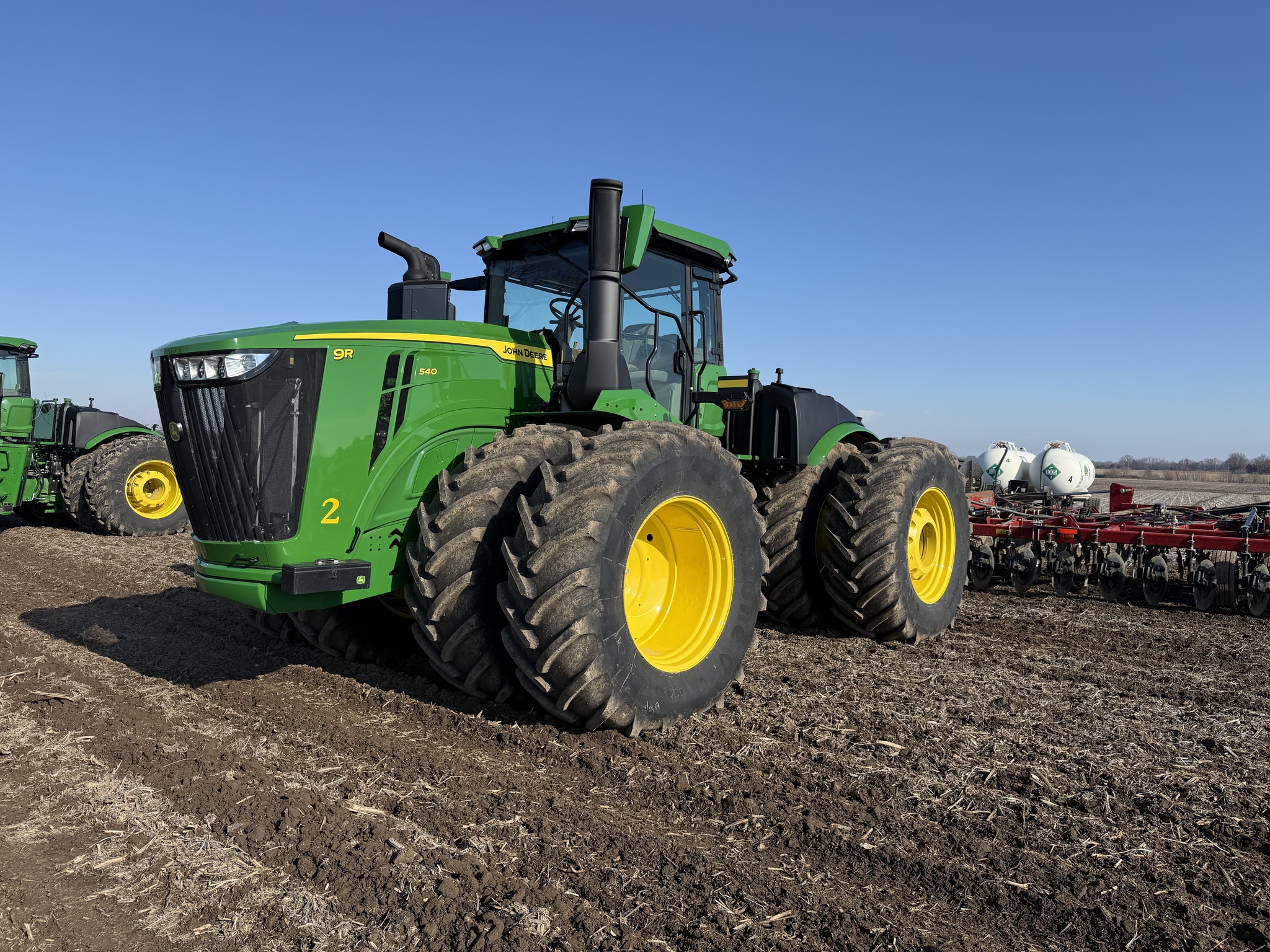  2025 John Deere 9R 540 at Heritage Tractor in Nevada, MO