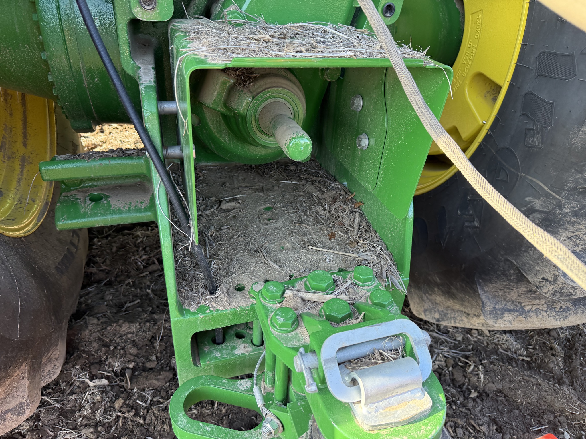  2025 John Deere 9R 540 at Heritage Tractor in Nevada, MO