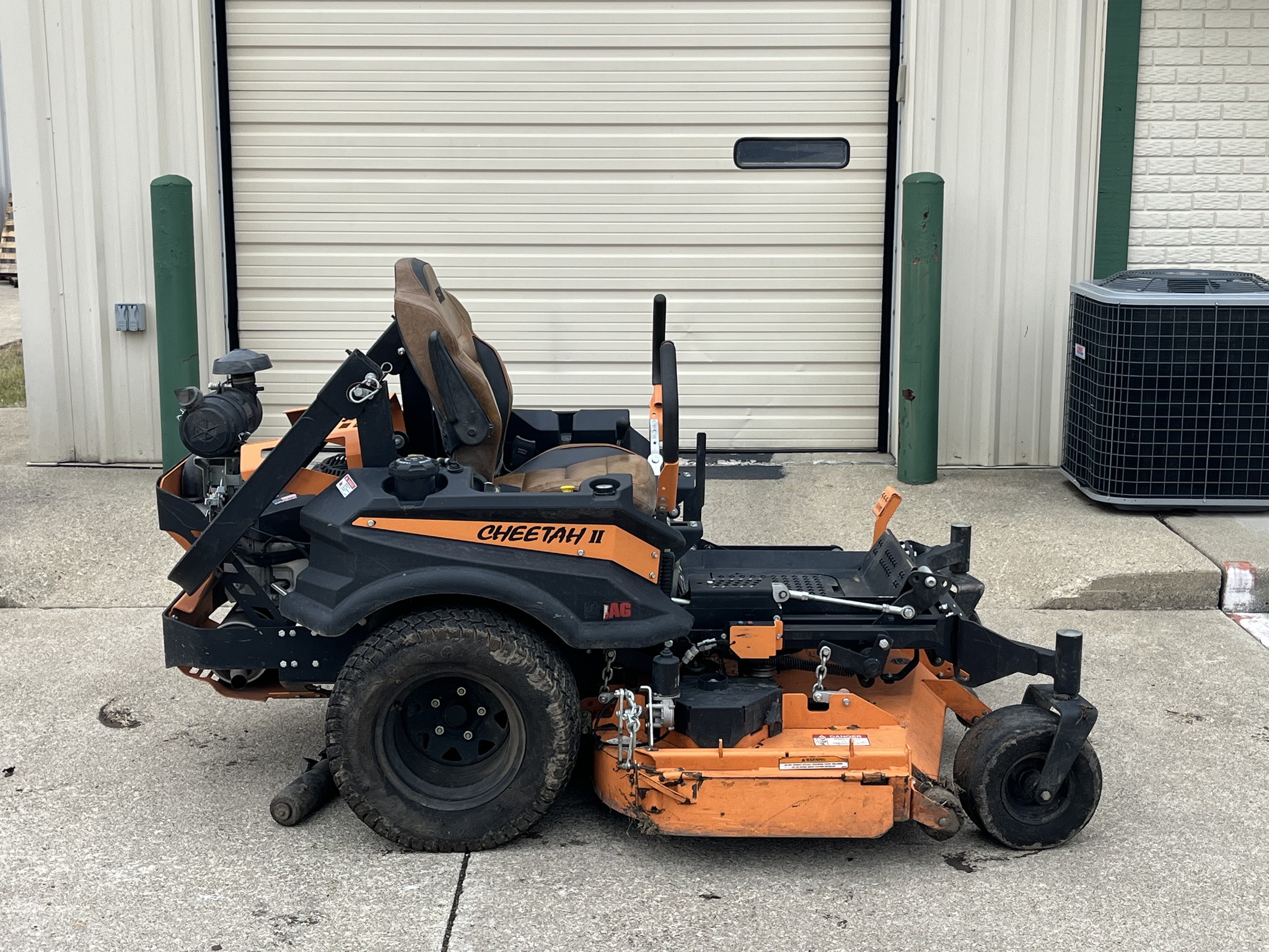 2023 Scag SCZII-61V-38CV-EFI Image 4