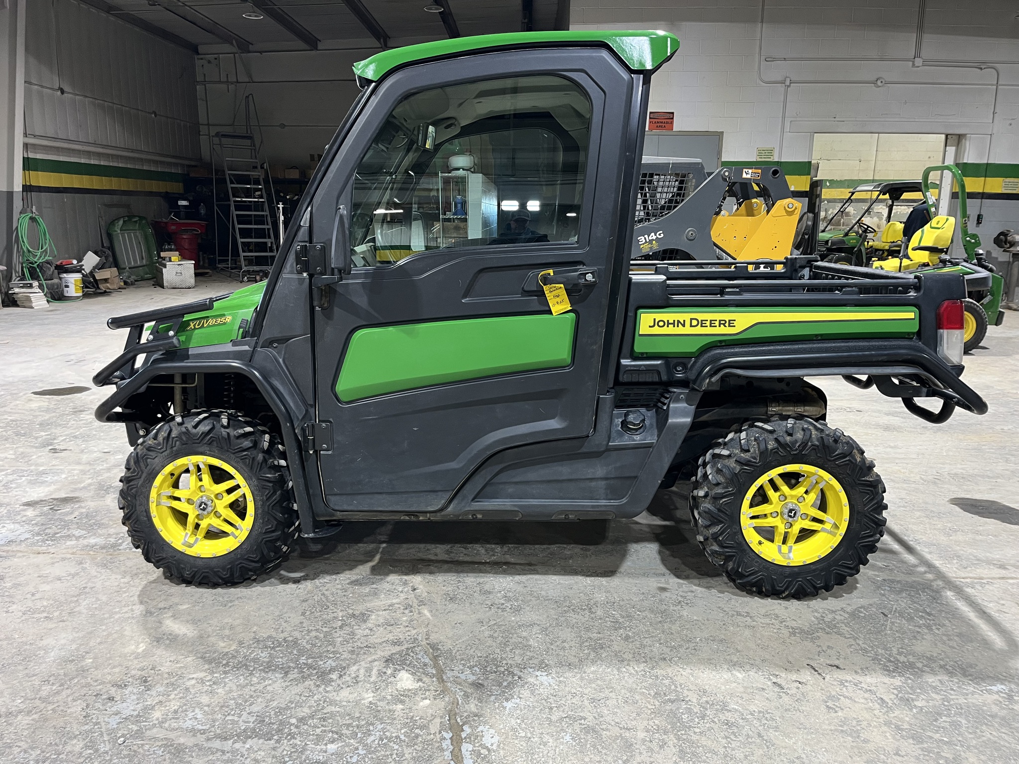  2022 John Deere XUV 835R at Heritage Tractor in Nevada, MO