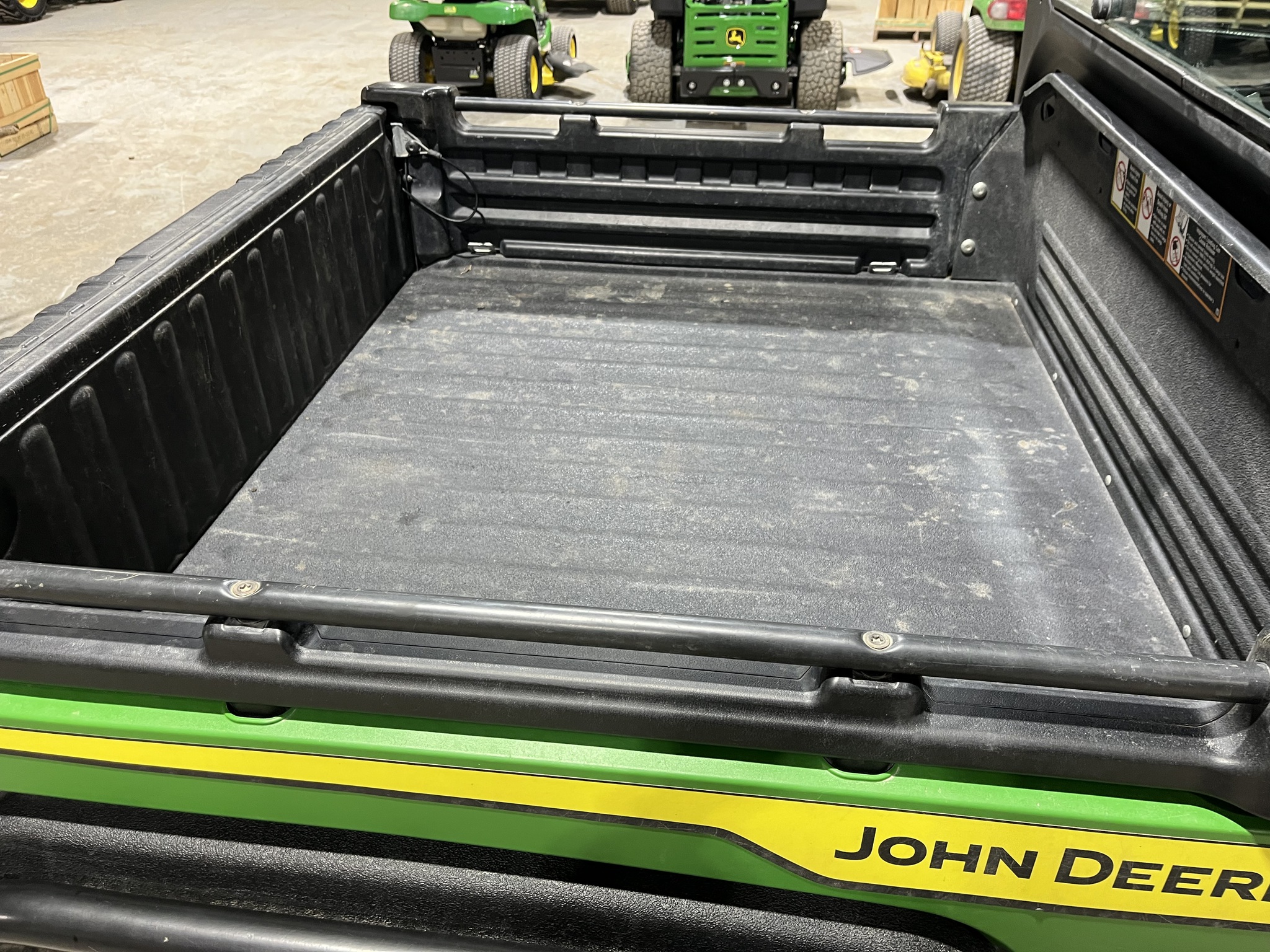  2022 John Deere XUV 835R at Heritage Tractor in Nevada, MO