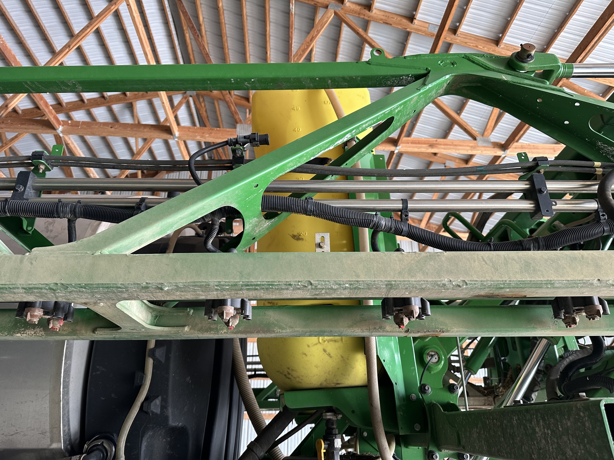 2022 John Deere 410R at Heritage Tractor in Galesburg, IL
