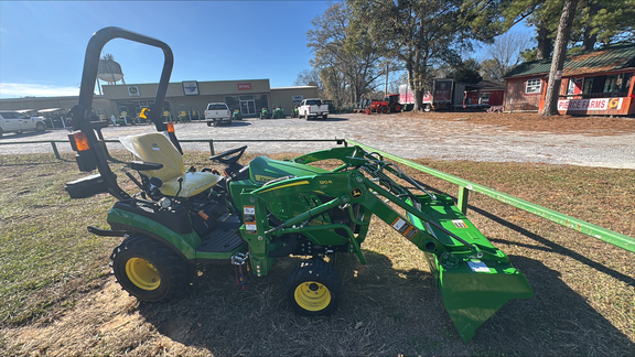 2025 John Deere 1025R Photo 5