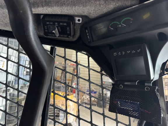 Photo of 2024 John Deere 324G