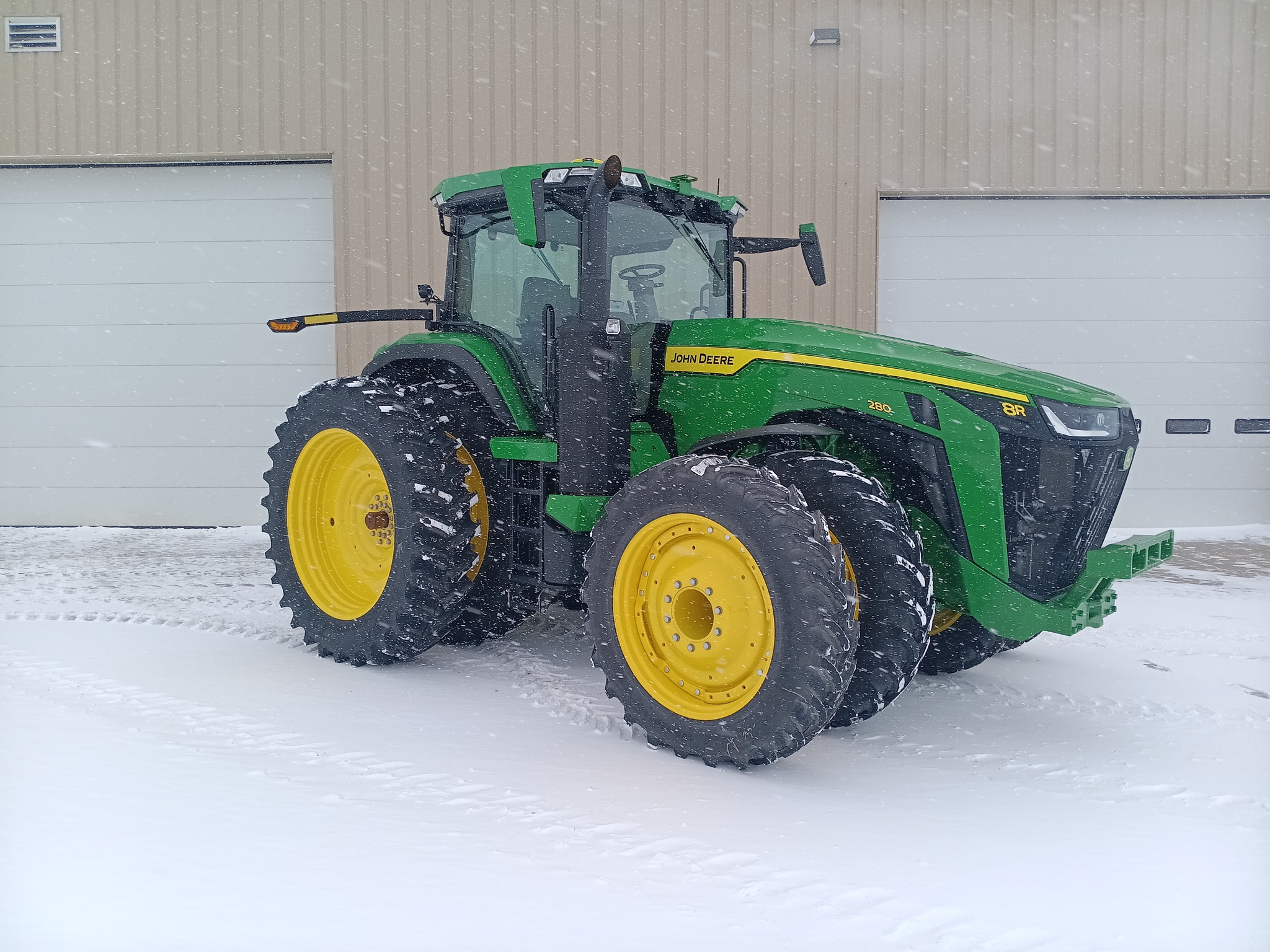 2023 John Deere 8R 280 Image 1