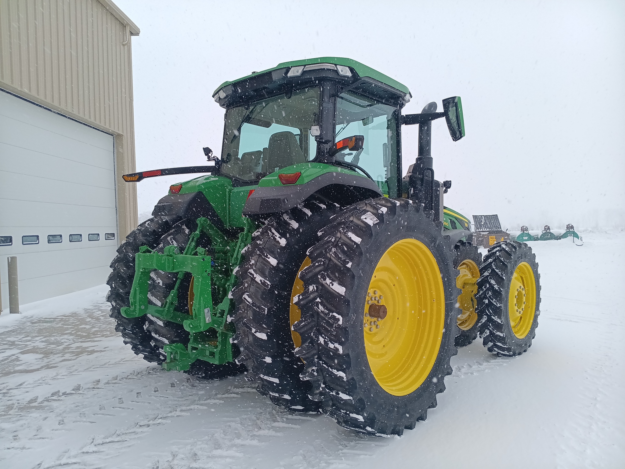 2023 John Deere 8R 280 Image 3