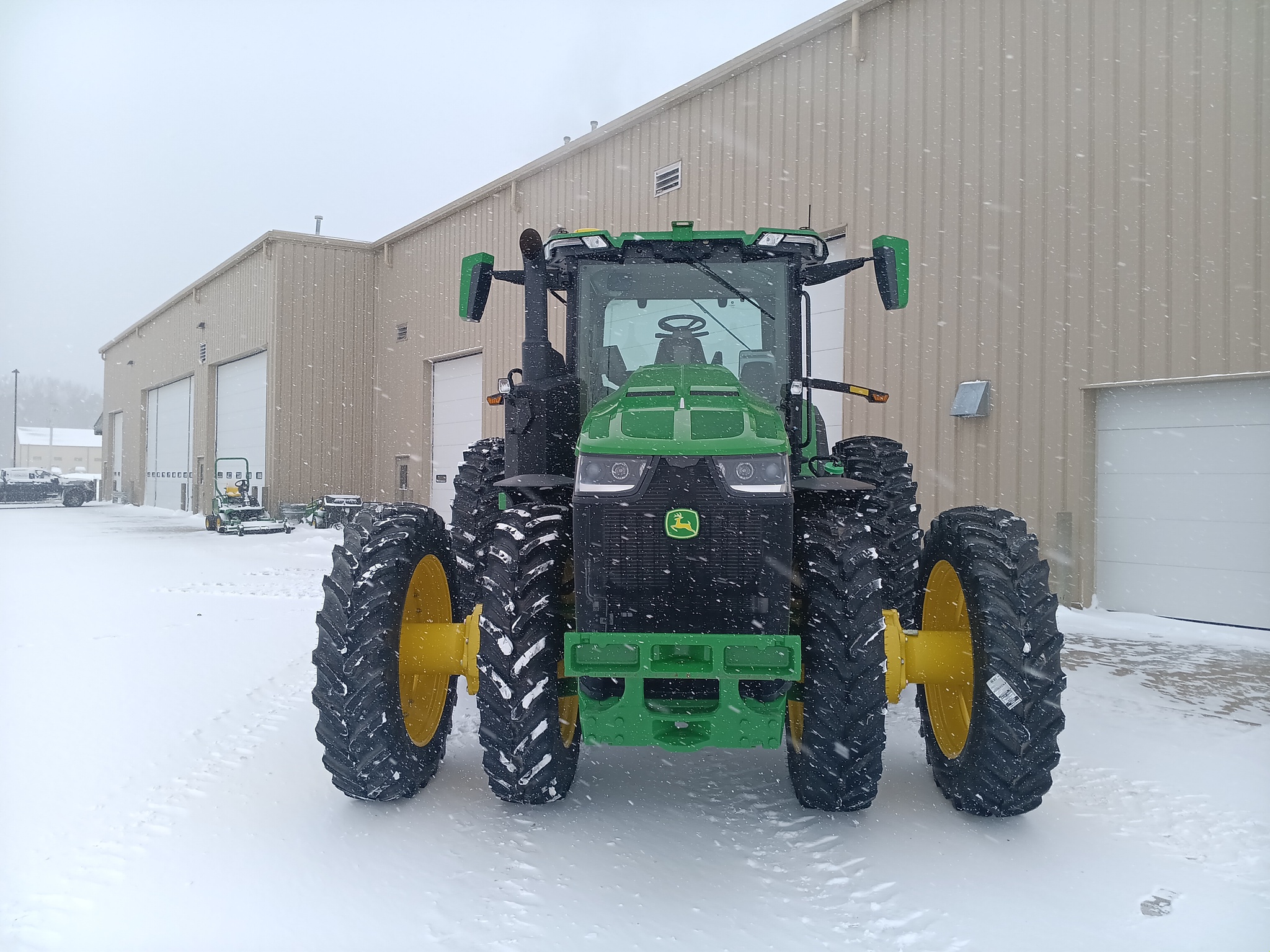 2023 John Deere 8R 280 Image 8