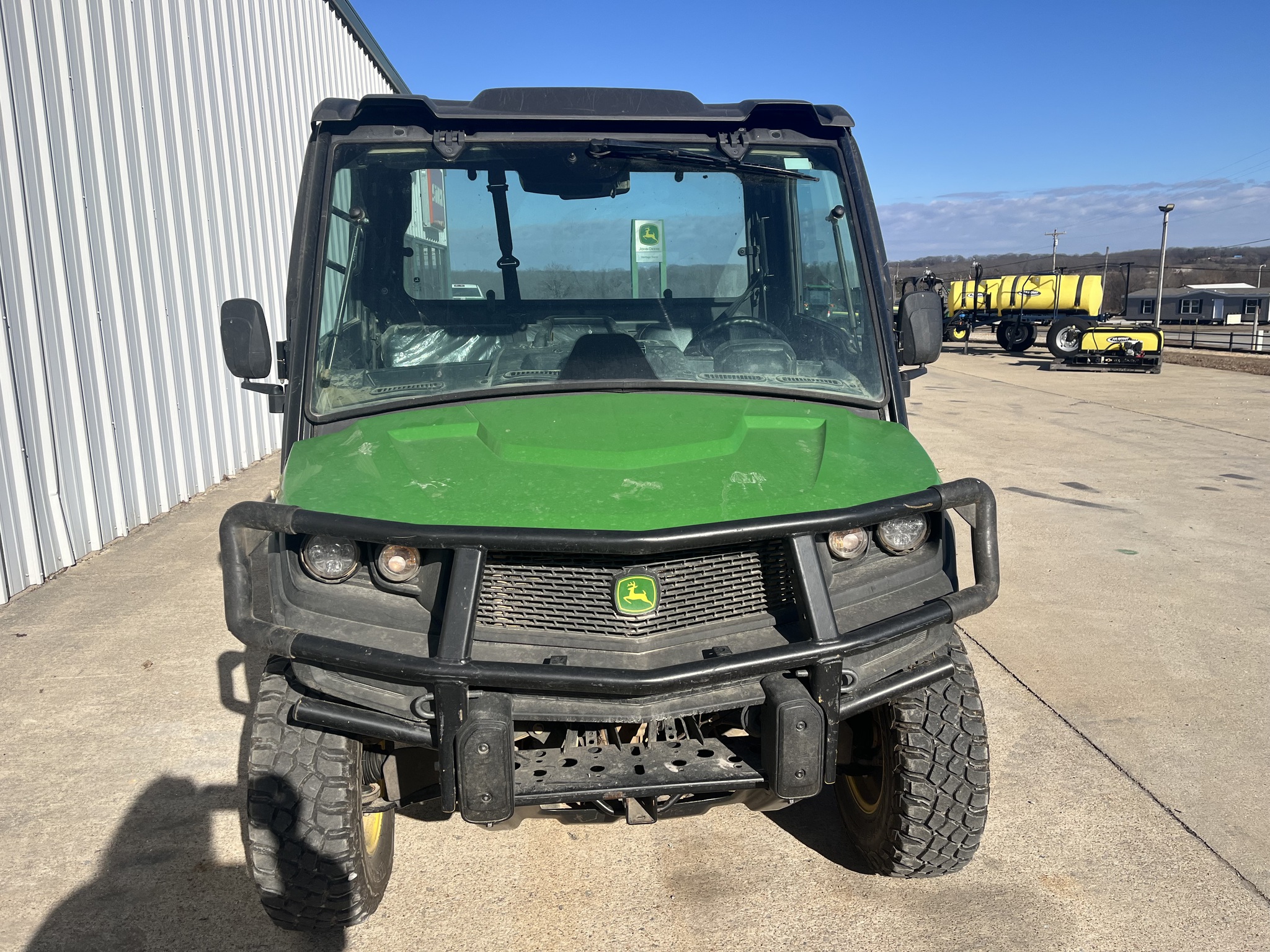  2023 John Deere XUV 835M at Heritage Tractor in West Plains, MO