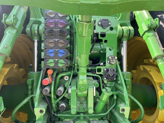 2025 John Deere 8R 280 - Photo29
