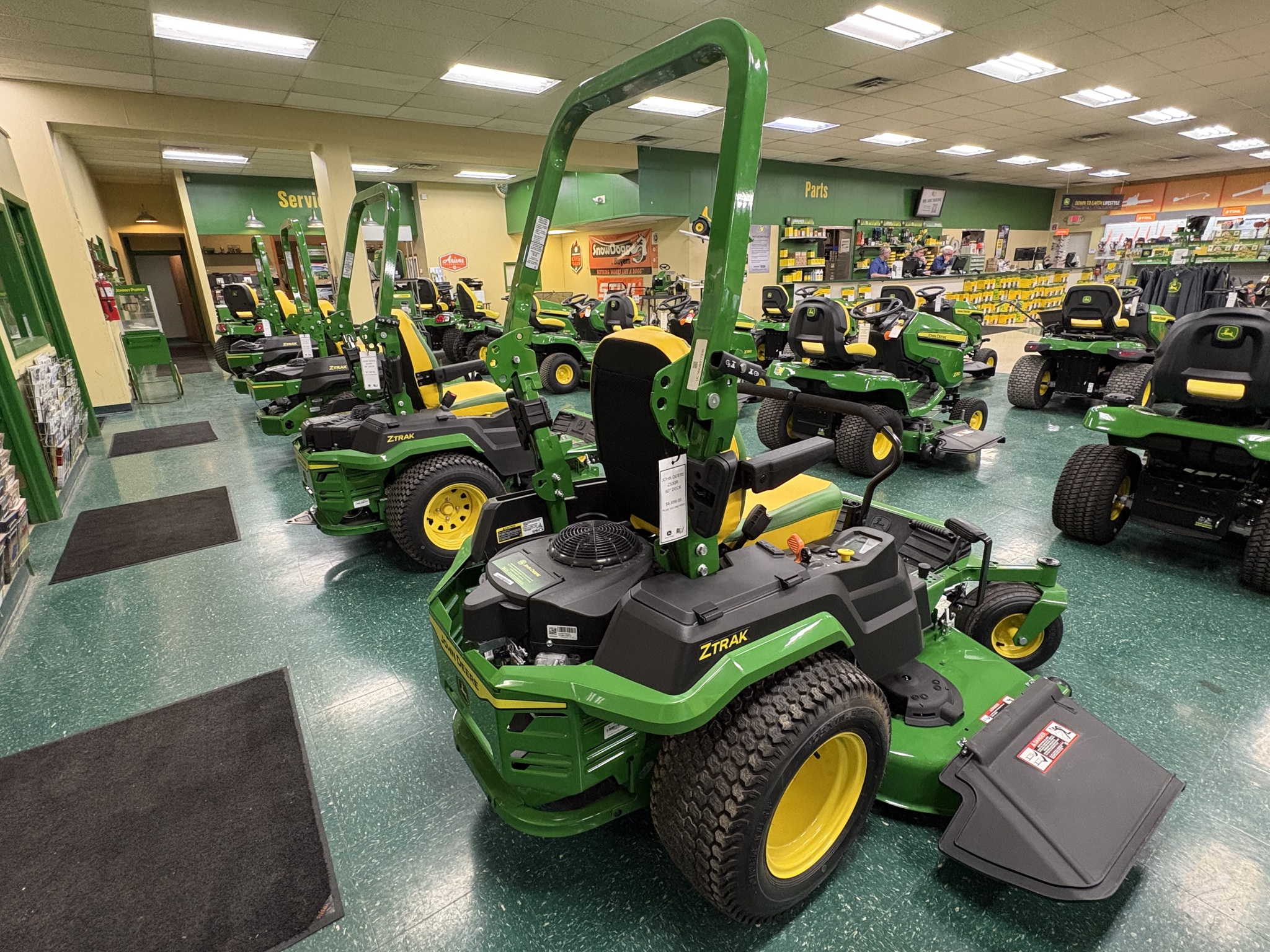 2026 John Deere Z530R Image 4