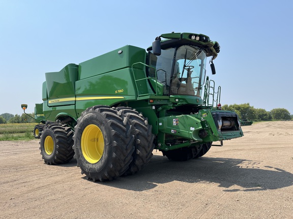  John Deere S780